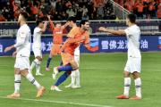 HTH Sports-狭路相逢勇者胜，球队斗志昂扬的简单介绍