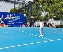 强强对决引起轩然大波,赛场充满激情 强强对决引起轩然大波,赛场充满激情