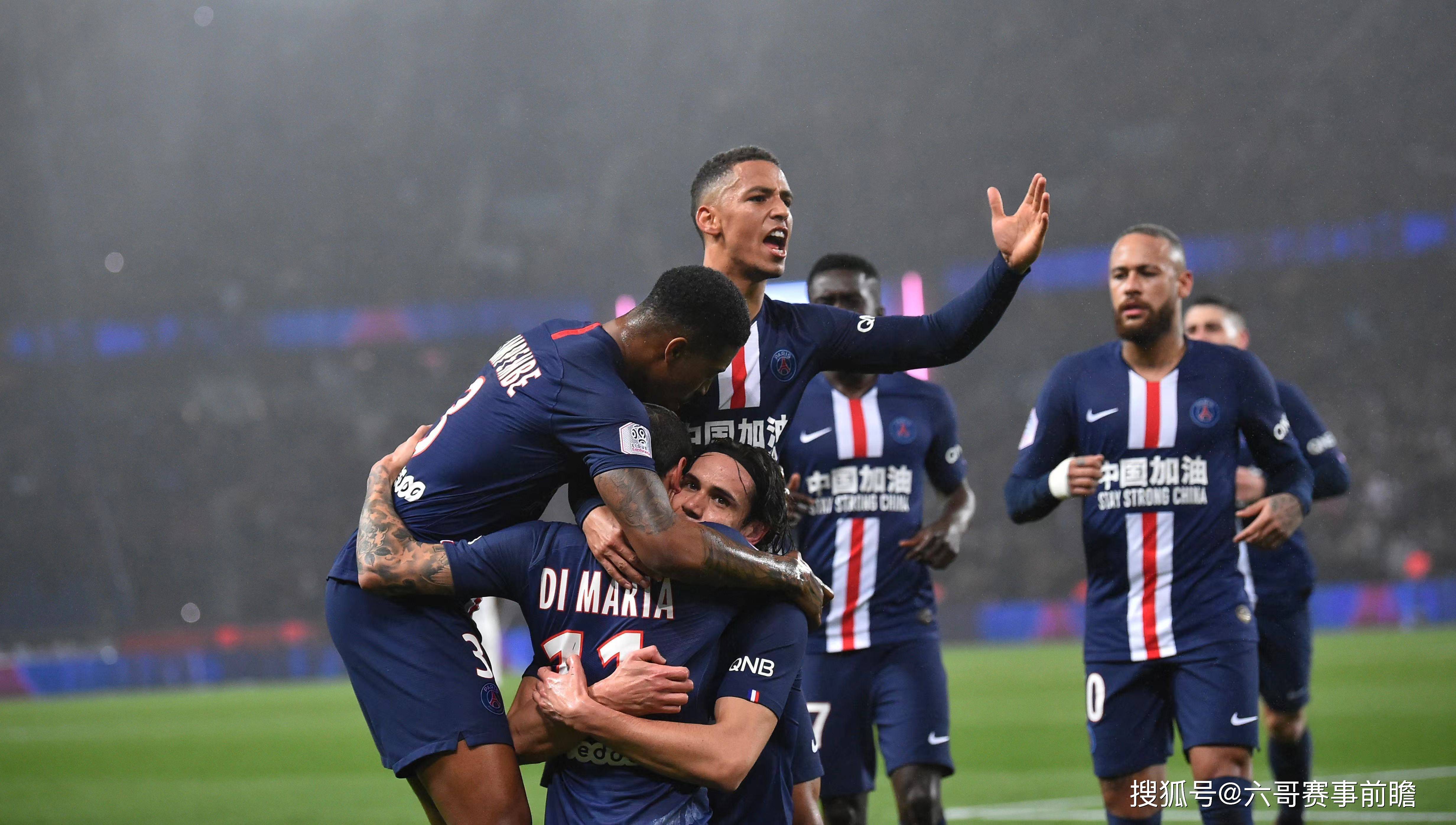 法国超级联赛中一场激烈的对决战胜利 法国超级联赛中一场激烈的对决战胜利