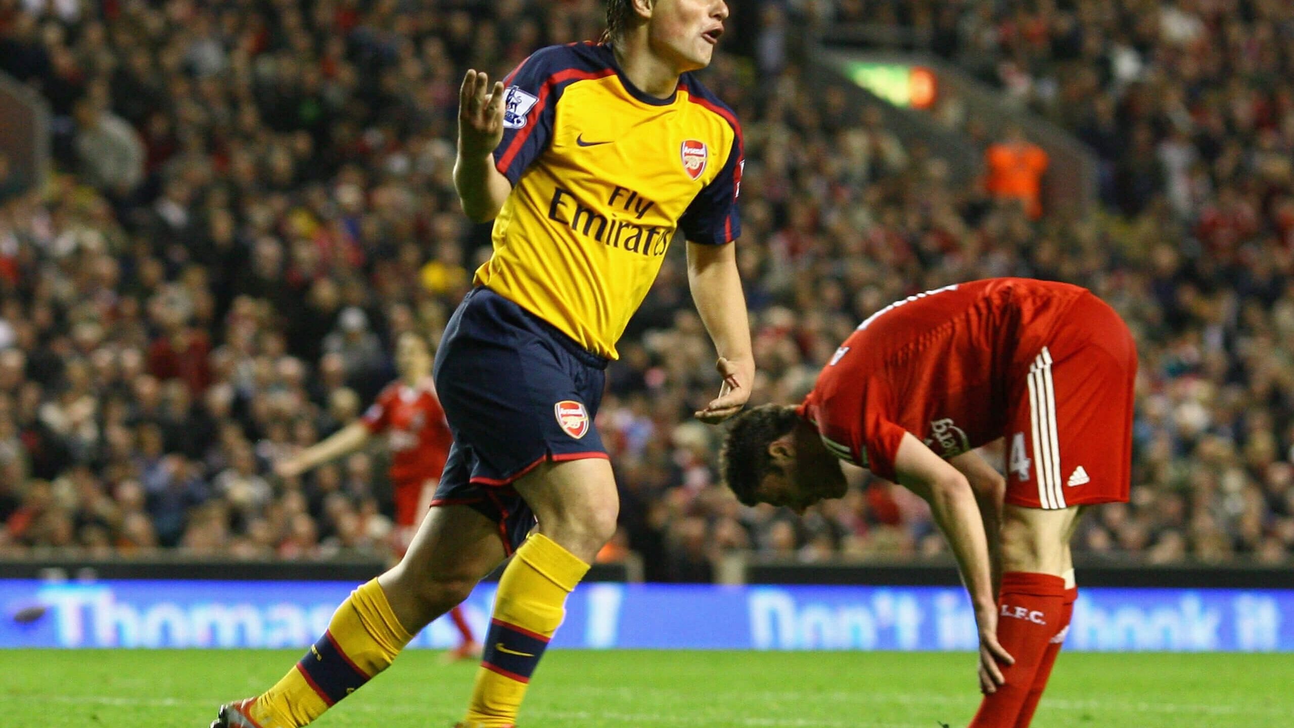 阿尔梅里亚主场遭遇重大失利 阿尔梅里亚主场遭遇重大失利