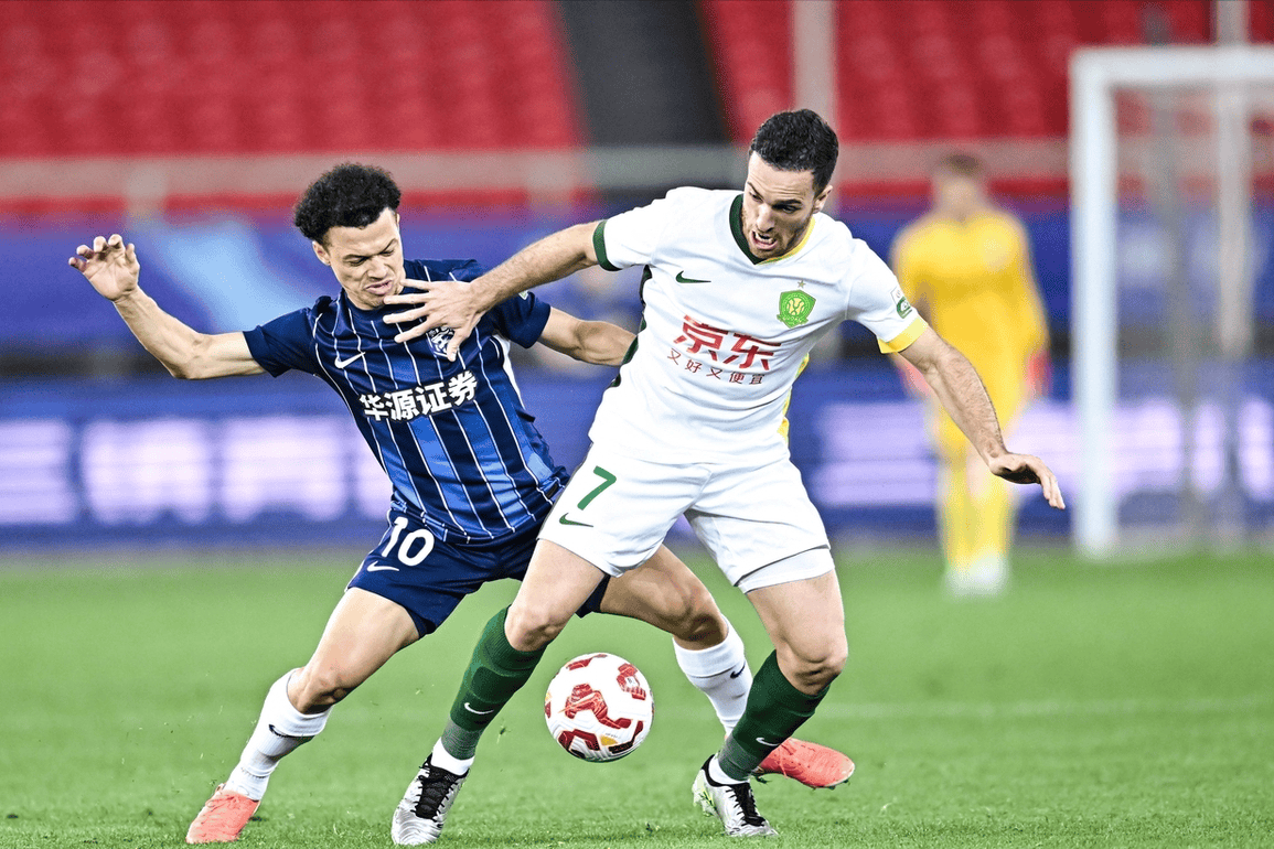 北京国安球员表现出色，球队士气高涨的简单介绍