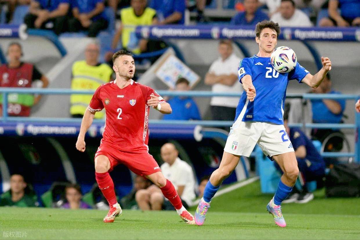 欧预赛比赛迎来关键时刻，球队拼尽全力