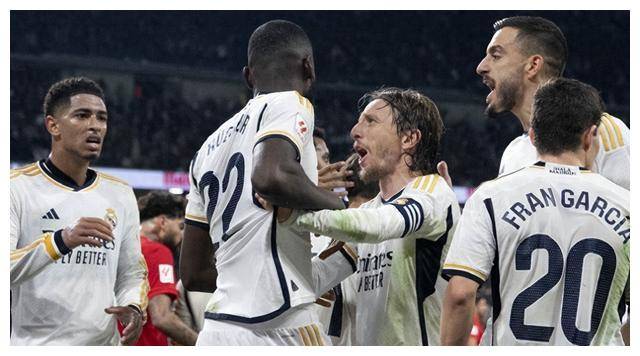 皇马球员受伤无缘本周末对阵瓦伦西亚的比赛 皇马球员受伤无缘本周末对阵瓦伦西亚的比赛