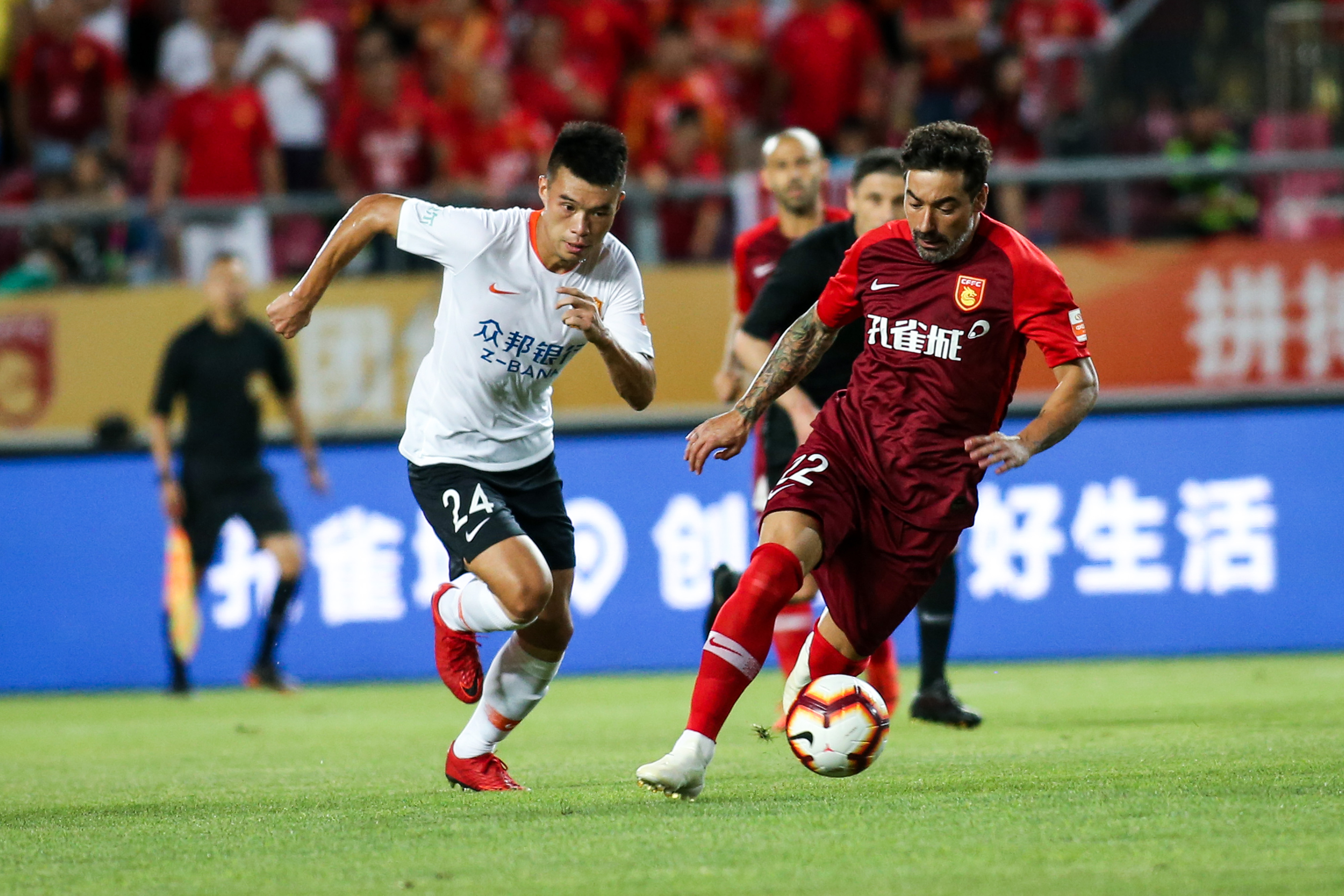 队名客场力克对手,取得重要胜利 队名客场力克对手,取得重要胜利