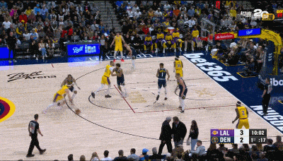 开拓者惜败湖人,遭遇两连败 开拓者惜败湖人,遭遇两连败