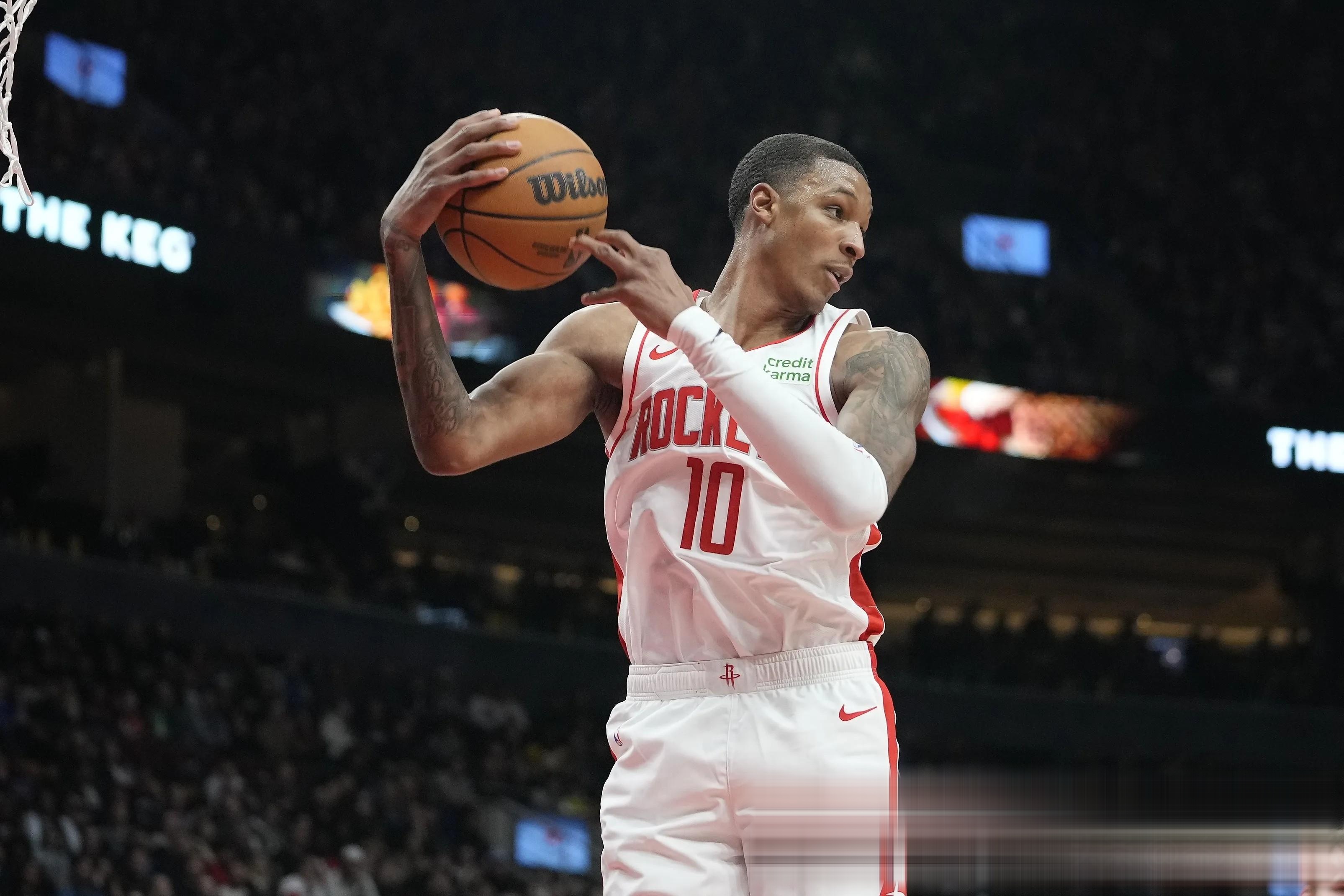 火箭客场惊险击败独行侠 火箭客场惊险击败独行侠