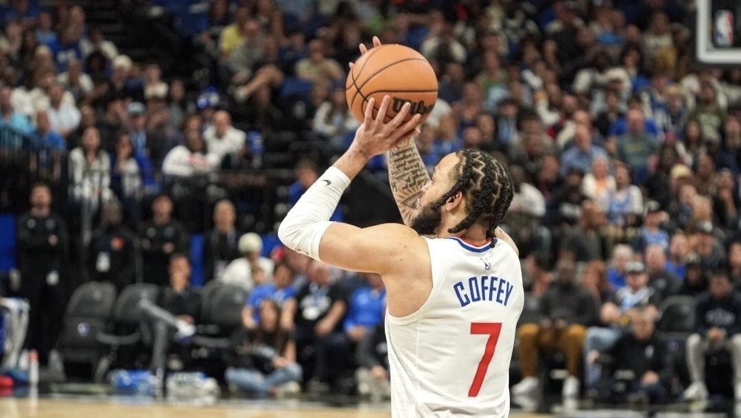 关于快船逆转公牛:莱昂纳德砍下关键三分的信息 关于快船逆转公牛:莱昂纳德砍下关键三分的信息