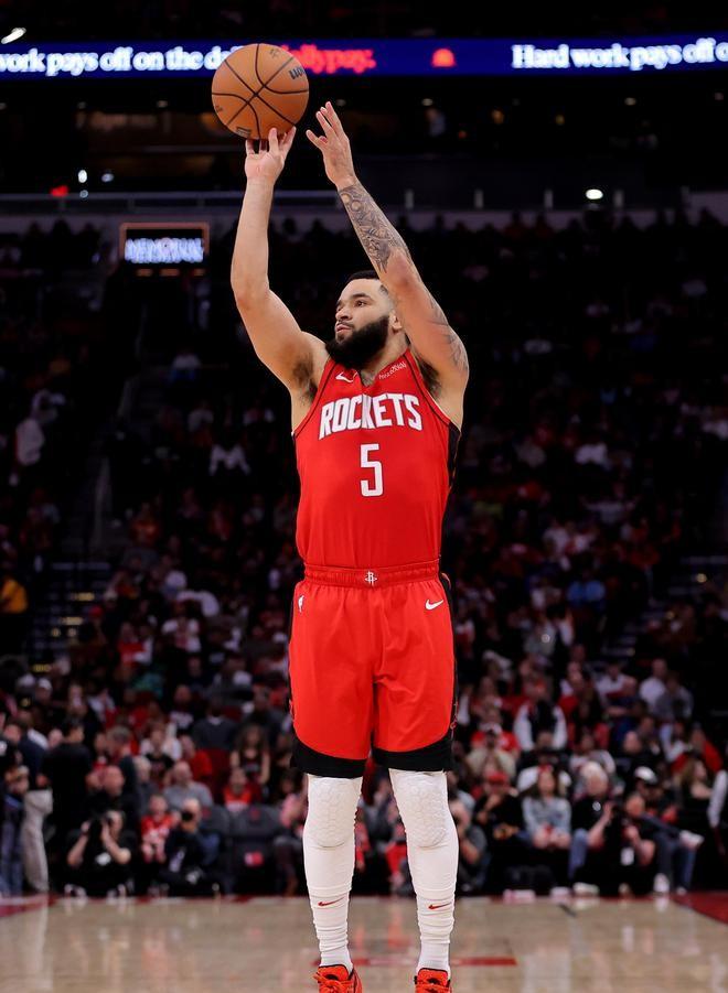 包含活塞惊险战胜老鹰,保持势头的词条 包含活塞惊险战胜老鹰,保持势头的词条