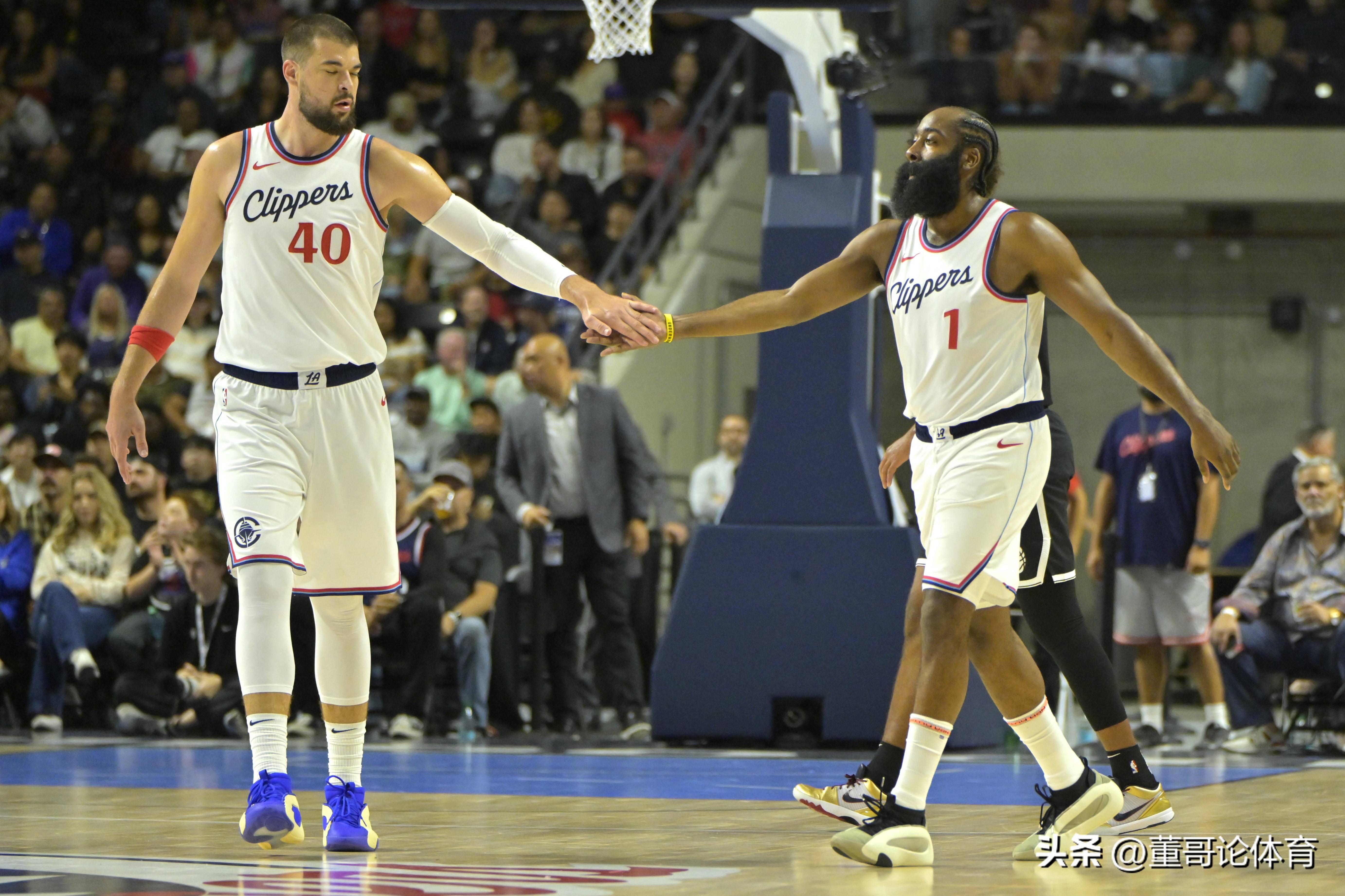 快船不敌鹈鹕,遭遇两连败 快船不敌鹈鹕,遭遇两连败