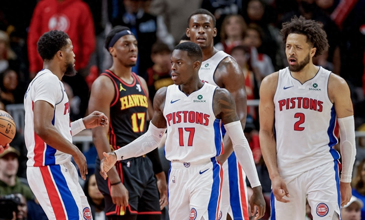 猛龙主场击败老鹰,取得六连胜 猛龙主场击败老鹰,取得六连胜