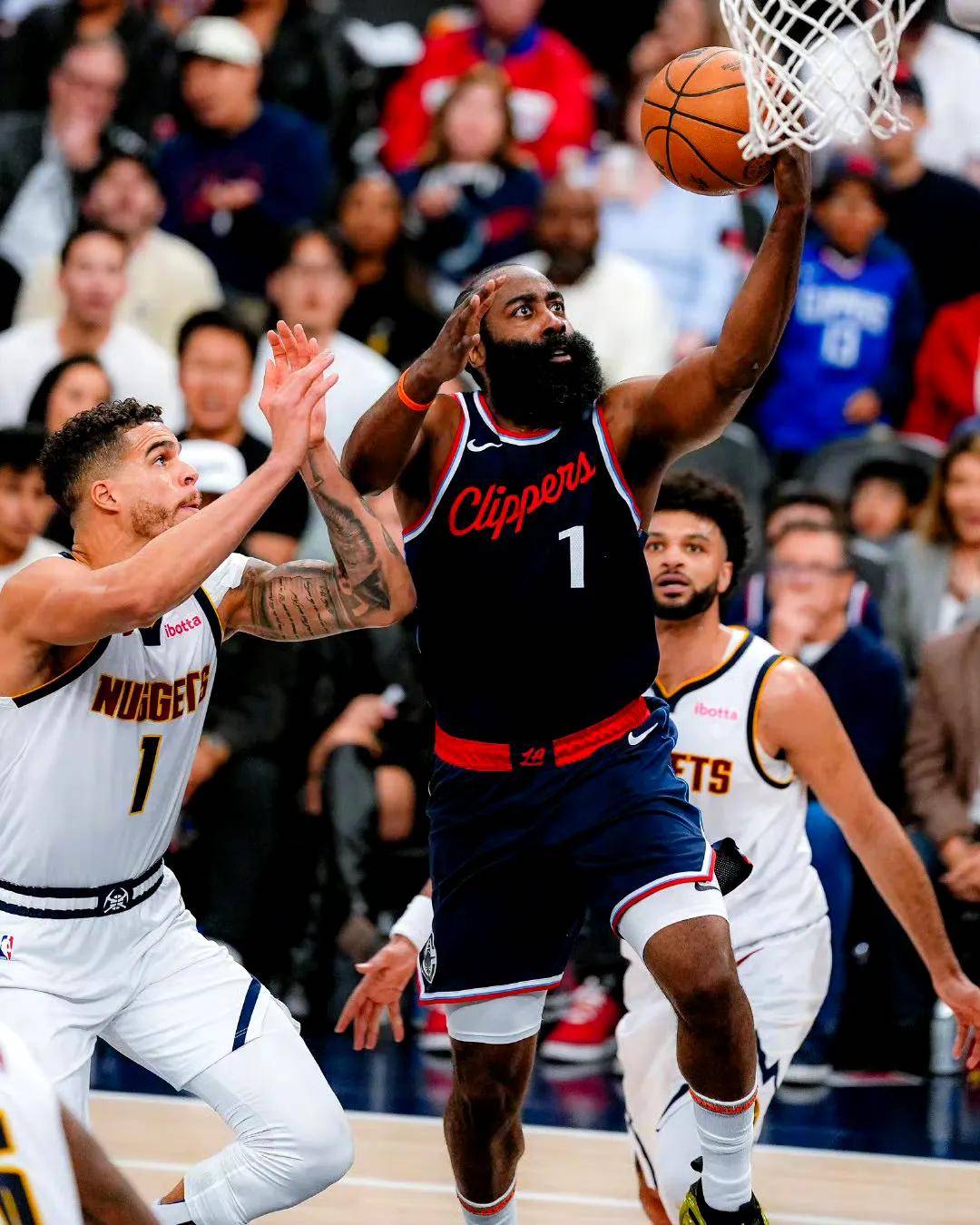 快船胜掘金，止住连败