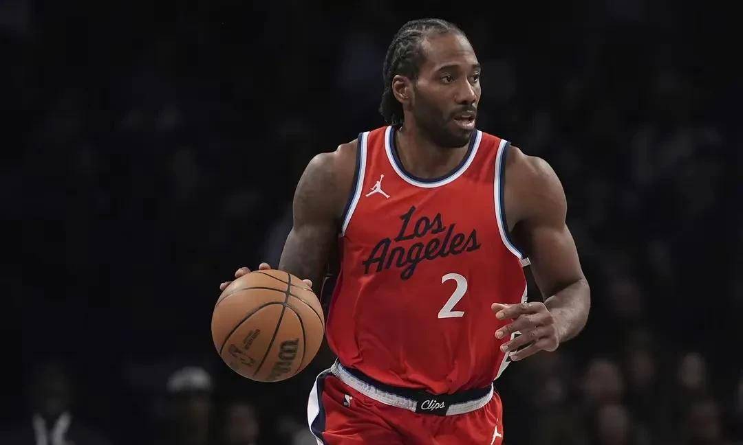 快船狂胜黄蜂,莱昂纳德砍下40 快船狂胜黄蜂,莱昂纳德砍下40